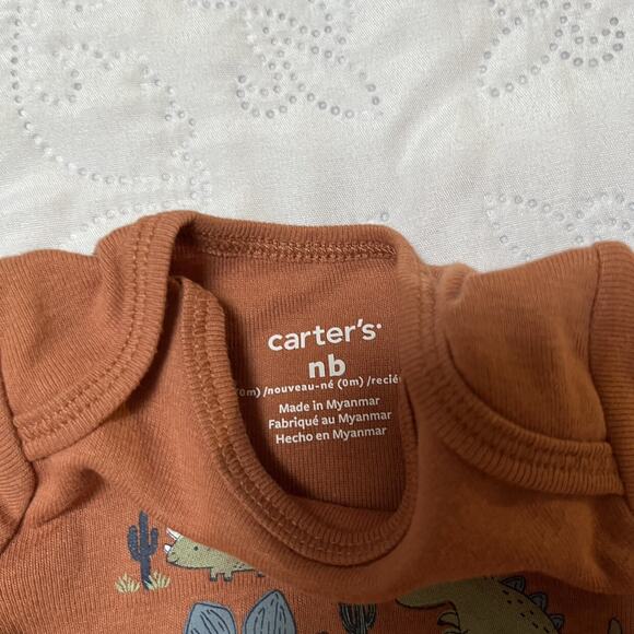 NWT Carter's Dinosaur Onesie Set Size NB - Picture 4 of 5